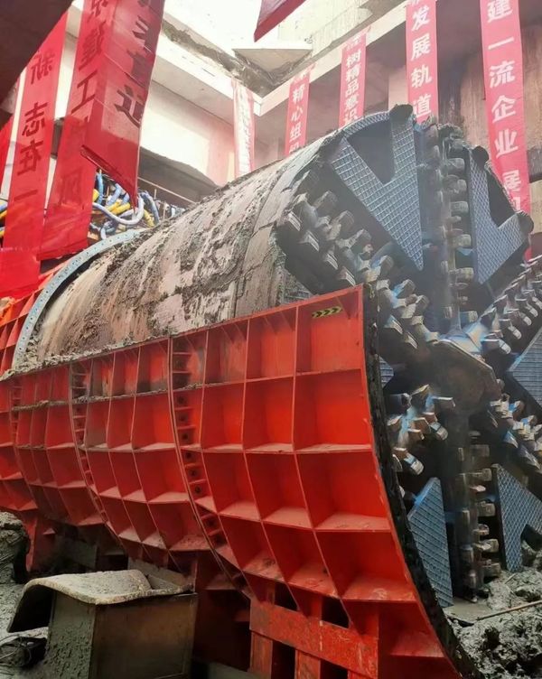 喜讯！！！北京地铁17号线左线昨日顺利接收成功，北京建工土木工程有限公司携手完美网页版为中国现代化建设再立新功！(图6)